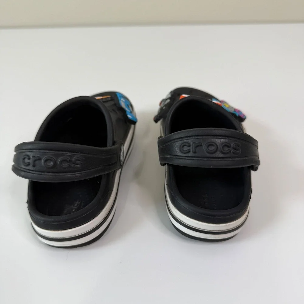 CROCS good preowned